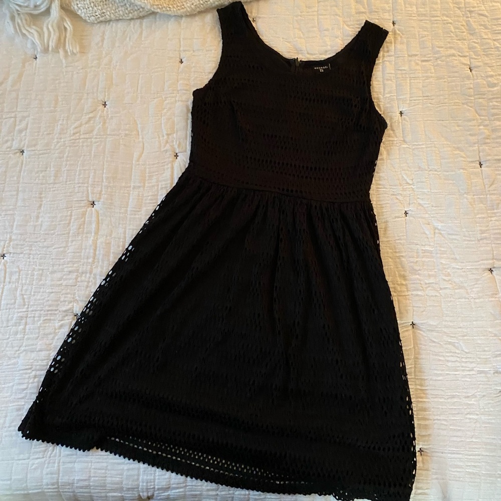 Women’s Black Textured Mini Dress - size XS